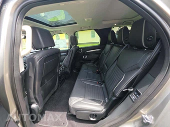 2017 Land Rover Discovery First Edition – miniatura 13
