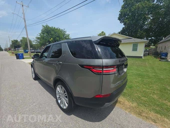 2017 Land Rover Discovery First Edition – miniatura 2
