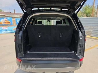 2017 Land Rover Discovery First Edition - miniatura 15