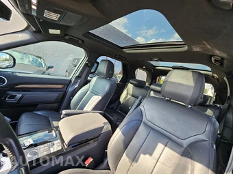 2017 Land Rover Discovery HSE - miniatura 16