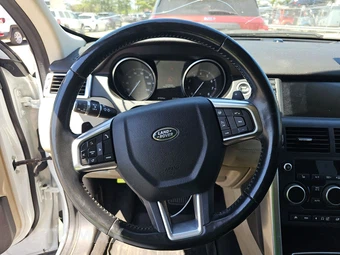 2017 Land Rover Discovery Sport HSE – miniatura 10