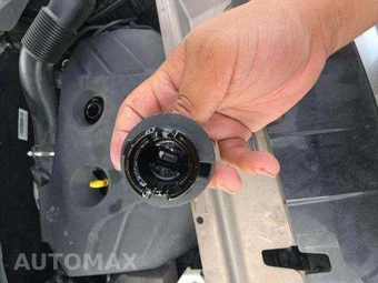 2017 Land Rover Discovery Sport HSE – miniatura 25