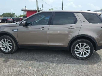 2017 Land Rover Discovery Sport HSE – miniatura 3