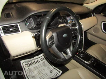 2017 Land Rover Discovery Sport HSE – miniatura 9