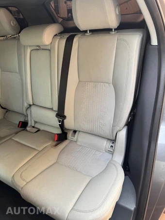 2017 Land Rover Discovery Sport SE - miniatura 16