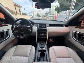 2017 Land Rover Discovery Sport SE - miniatura 9
