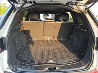 2017 Land Rover Discovery Sport SE – miniatura 16