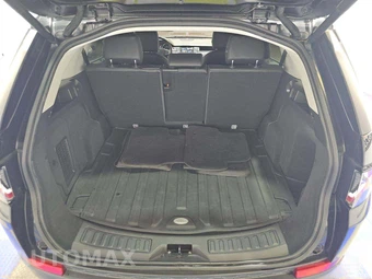 2017 Land Rover Discovery Sport SE – miniatura 14