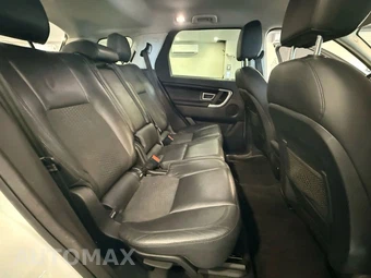 2017 Land Rover Discovery Sport SE – miniatura 12
