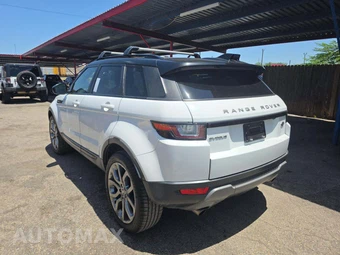 2017 Land Rover Range Rover Evoque SE – miniatura 2