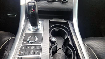 2017 Land Rover Range Rover Sport SVR - miniatura 26