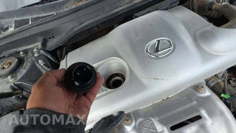 2017 Lexus ES 300h – miniatura 18