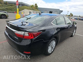2017 Lexus ES 300h – miniatura 4