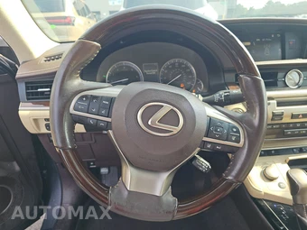 2017 Lexus ES 350 – miniatura 10