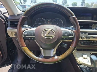 2017 Lexus ES 350 – miniatura 10