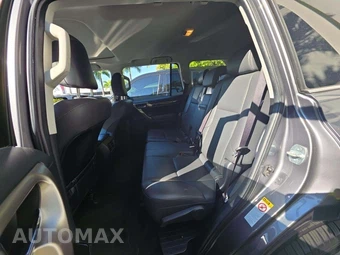2017 Lexus GX 460 – miniatura 13