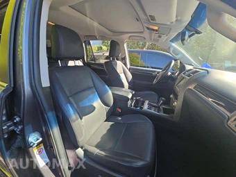 2017 Lexus GX 460 – miniatura 19