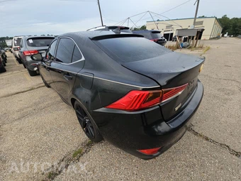 2017 Lexus IS 200t F SPORT - miniatura 6