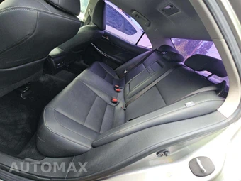 2017 Lexus IS 200t - miniatura 13