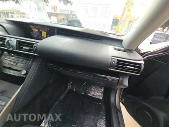 2017 Lexus IS 200t - miniatura 19