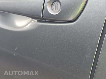 2017 Lexus IS 200t - miniatura 27