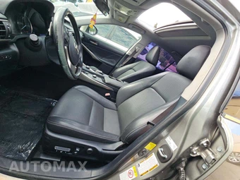 2017 Lexus IS 200t - miniatura 6