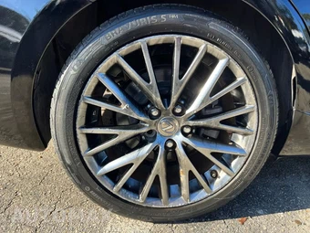 2017 Lexus IS 200t - miniatura 13