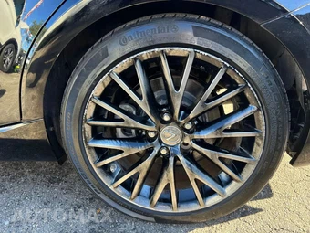 2017 Lexus IS 200t - miniatura 15