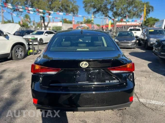 2017 Lexus IS 200t - miniatura 9