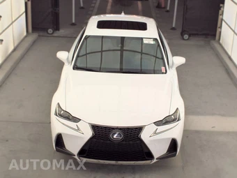 2017 Lexus IS 200t – miniatura 2