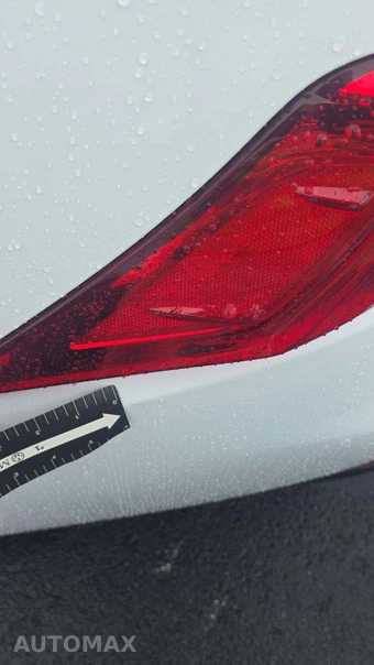 2017 Lexus IS 200t – miniatura 22