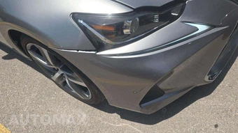 2017 Lexus IS 200t – miniatura 28