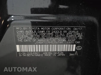 2017 Lexus IS 200t – miniatura 14