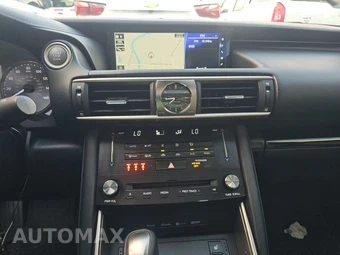 2017 Lexus IS 300 - miniatura 11