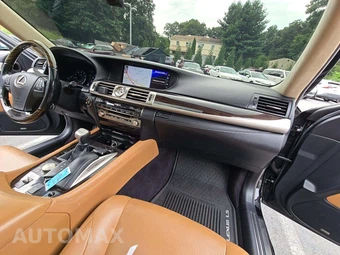 2017 Lexus LS 460L - miniatura 19