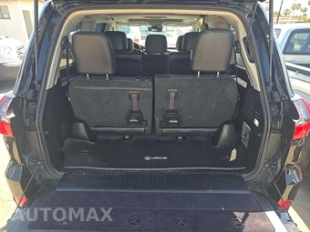 2017 Lexus LX 570 – miniatura 15