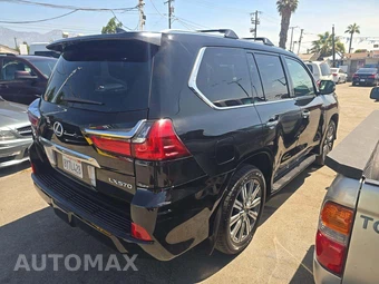 2017 Lexus LX 570 – miniatura 3