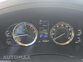 2017 Lexus LX 570 – miniatura 9