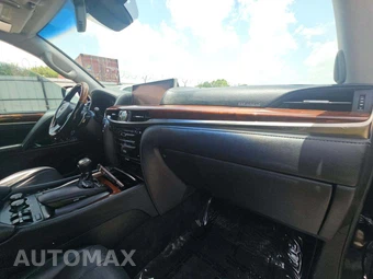 2017 Lexus LX 570 – miniatura 20