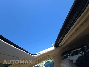 2017 Lexus LX 570 – miniatura 11
