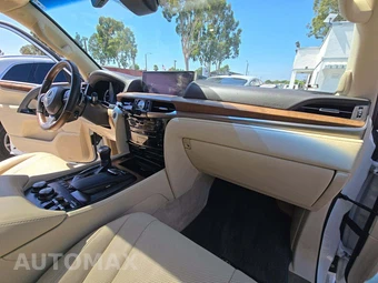 2017 Lexus LX 570 – miniatura 20