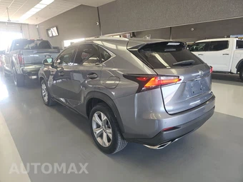 2017 Lexus NX 200t – miniatura 6