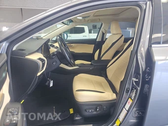 2017 Lexus NX 200t – miniatura 7