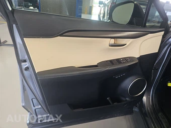 2017 Lexus NX 200t – miniatura 9