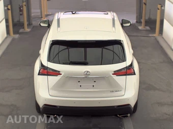2017 Lexus NX 200t – miniatura 5