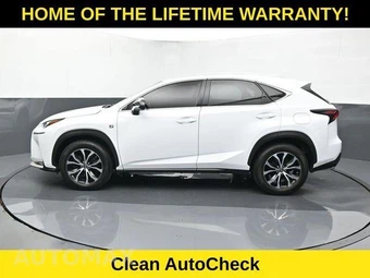 2017 Lexus NX - miniatura 4