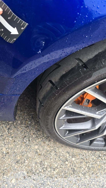 2017 Lexus RC F – miniatura 24