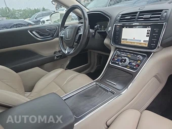 2017 Lincoln Continental Reserve – miniatura 25