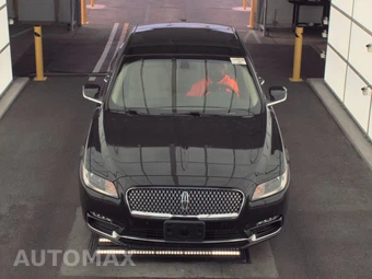 2017 Lincoln Continental Reserve – miniatura 2