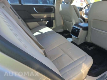 2017 Lincoln Continental Select – miniatura 16